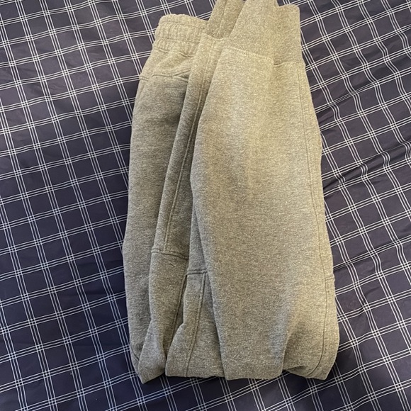 Abercrombie & Fitch Sweat Pants/Joggers - Picture 4 of 5